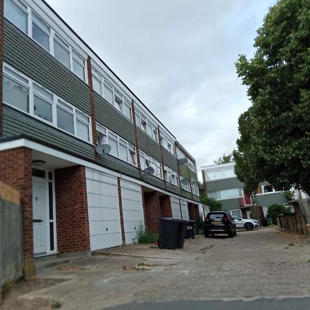 Comfortable Double Room London Exterior photo