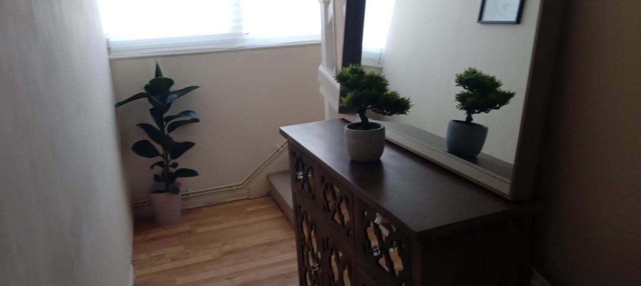 Comfortable Double Room London Exterior photo