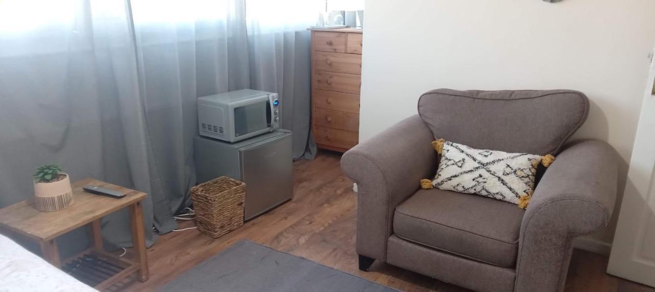 Comfortable Double Room London Exterior photo